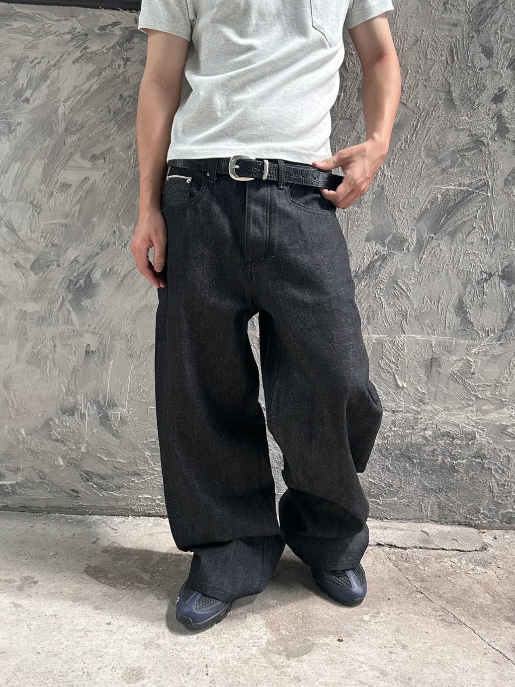 Fyredwrld black japanese selvedge denim